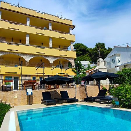 Villa Penava, Private Beach, Pool And 7Min To Trogir Eksteriør bilde