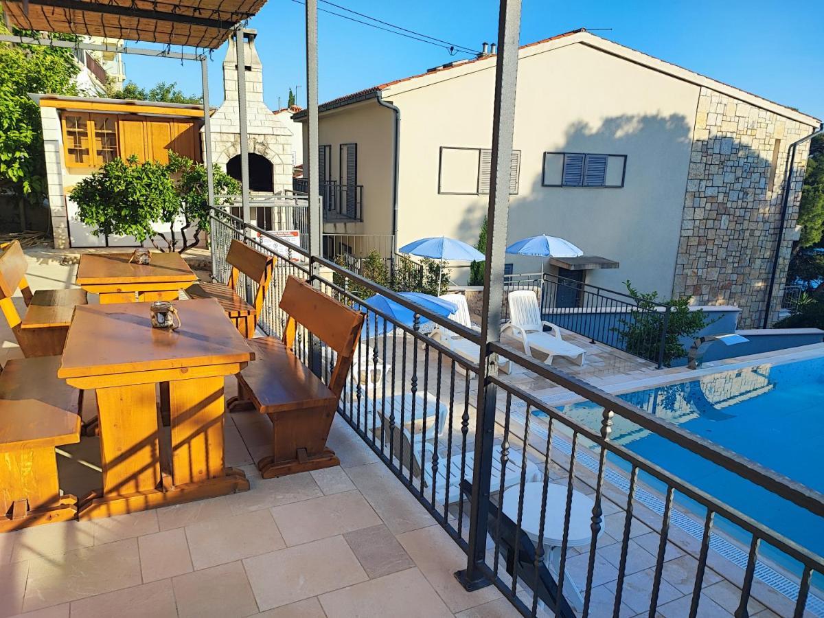Villa Penava, Private Beach, Pool And 7Min To Trogir Eksteriør bilde