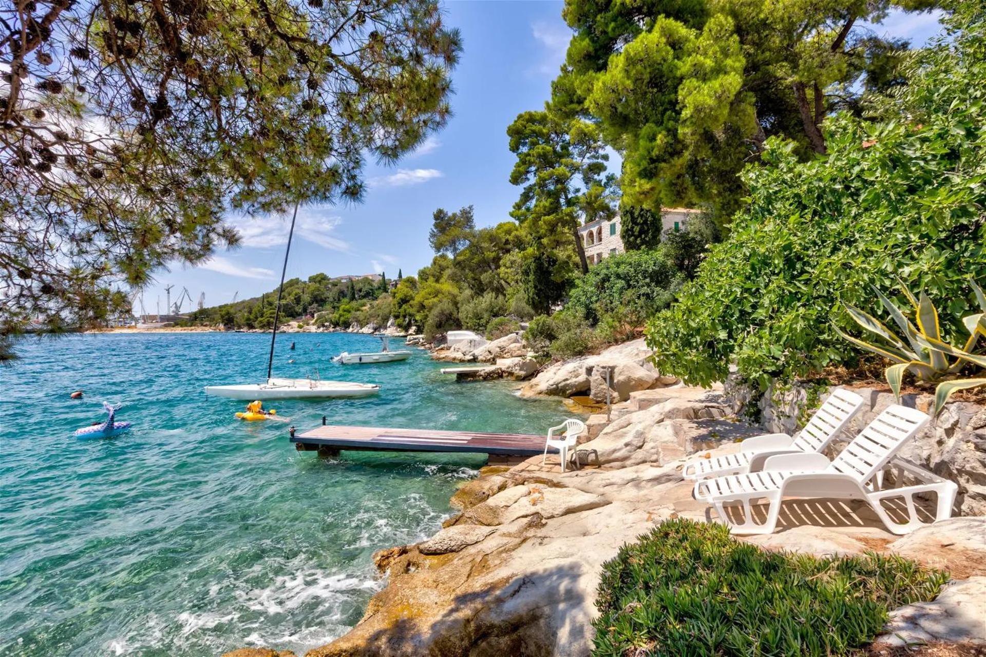 Villa Penava, Private Beach, Pool And 7Min To Trogir Eksteriør bilde