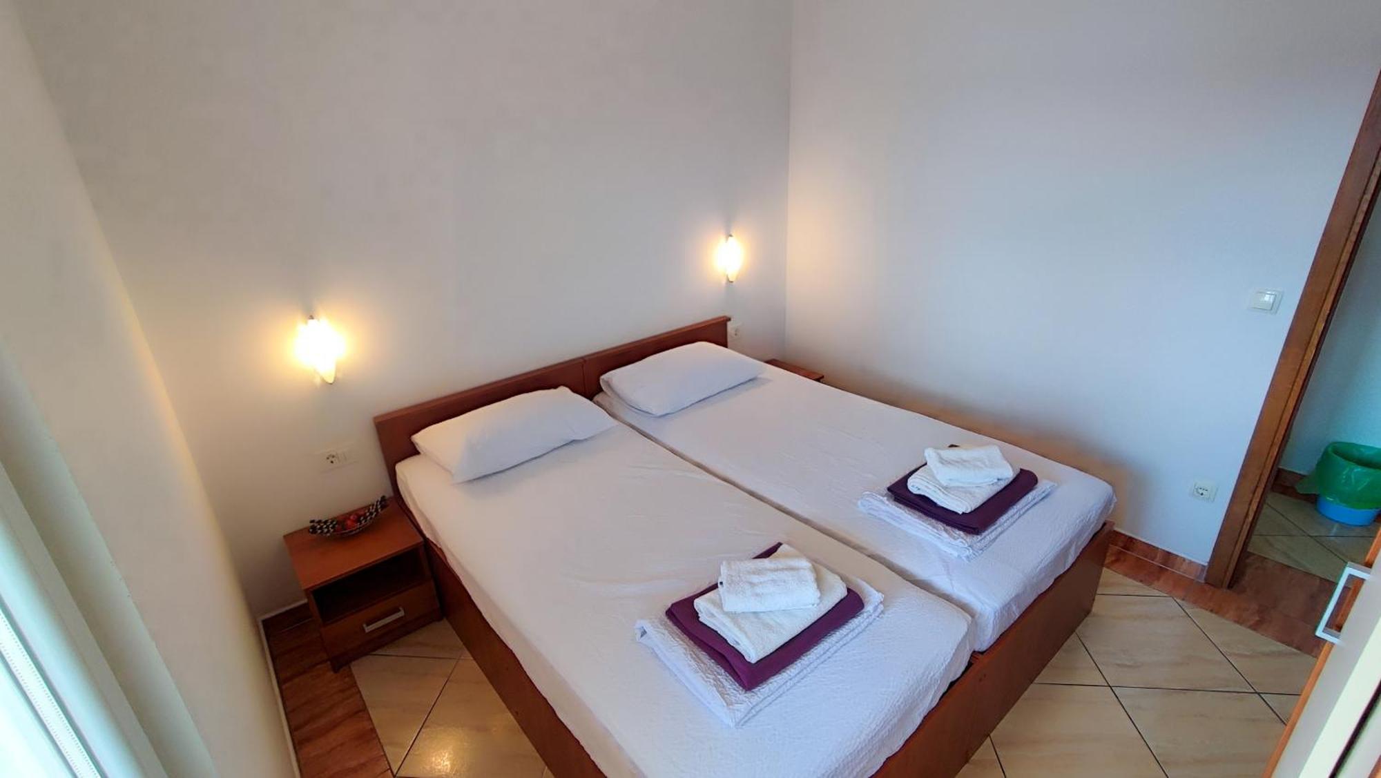 Villa Penava, Private Beach, Pool And 7Min To Trogir Rom bilde