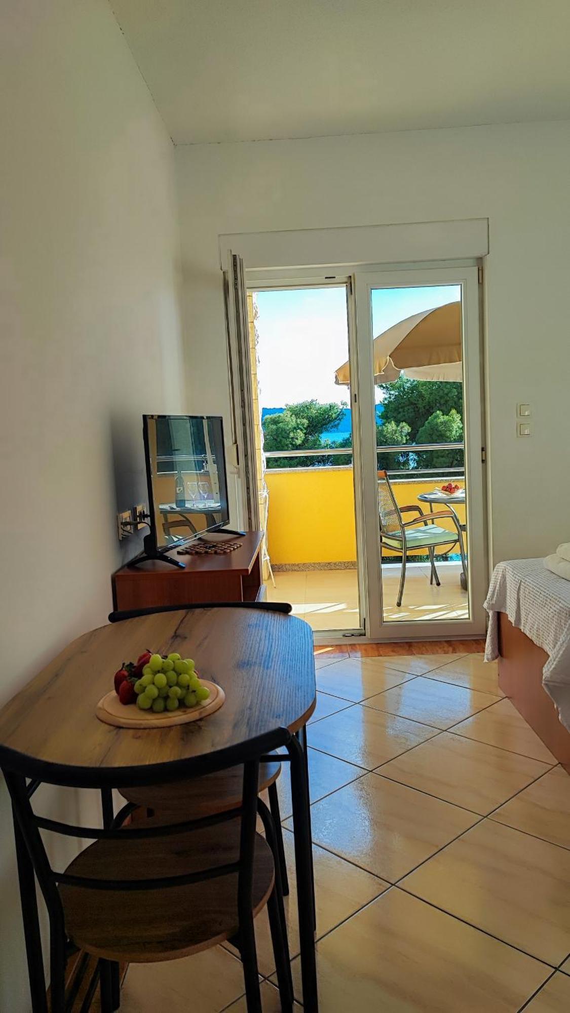 Villa Penava, Private Beach, Pool And 7Min To Trogir Rom bilde