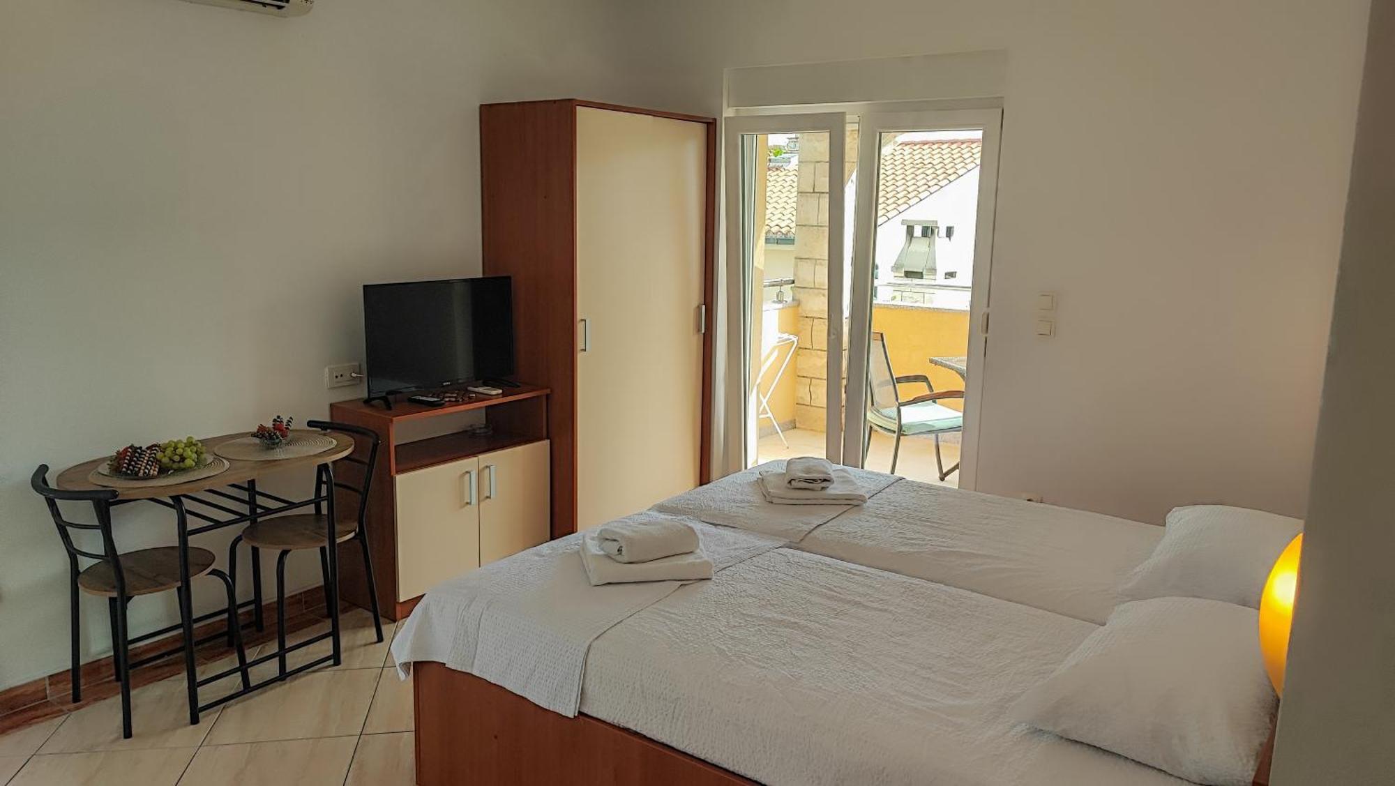 Villa Penava, Private Beach, Pool And 7Min To Trogir Rom bilde