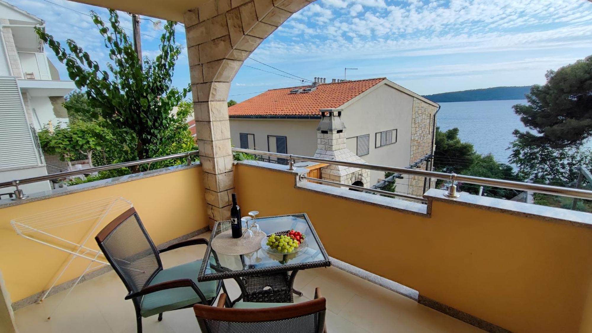 Villa Penava, Private Beach, Pool And 7Min To Trogir Rom bilde