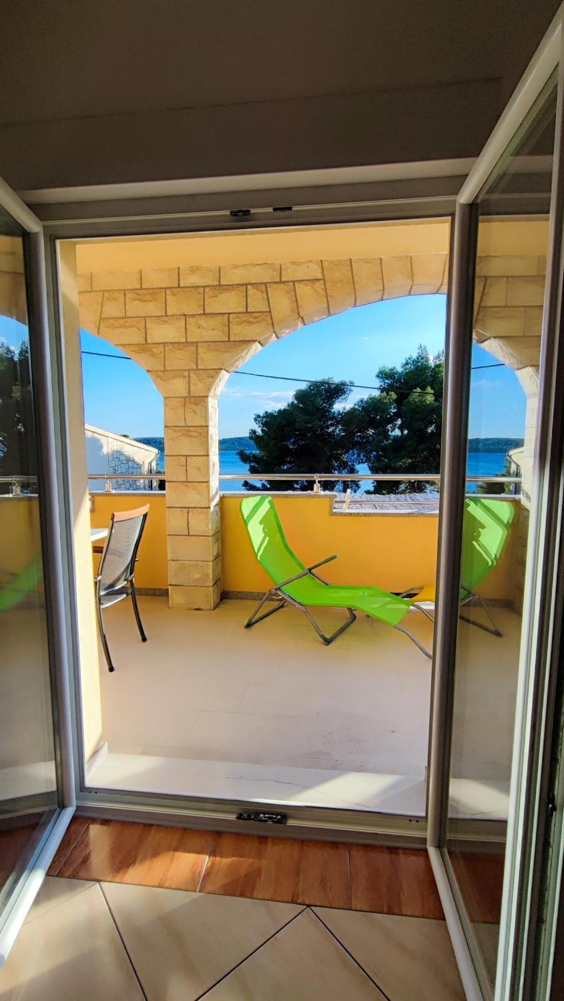 Villa Penava, Private Beach, Pool And 7Min To Trogir Rom bilde