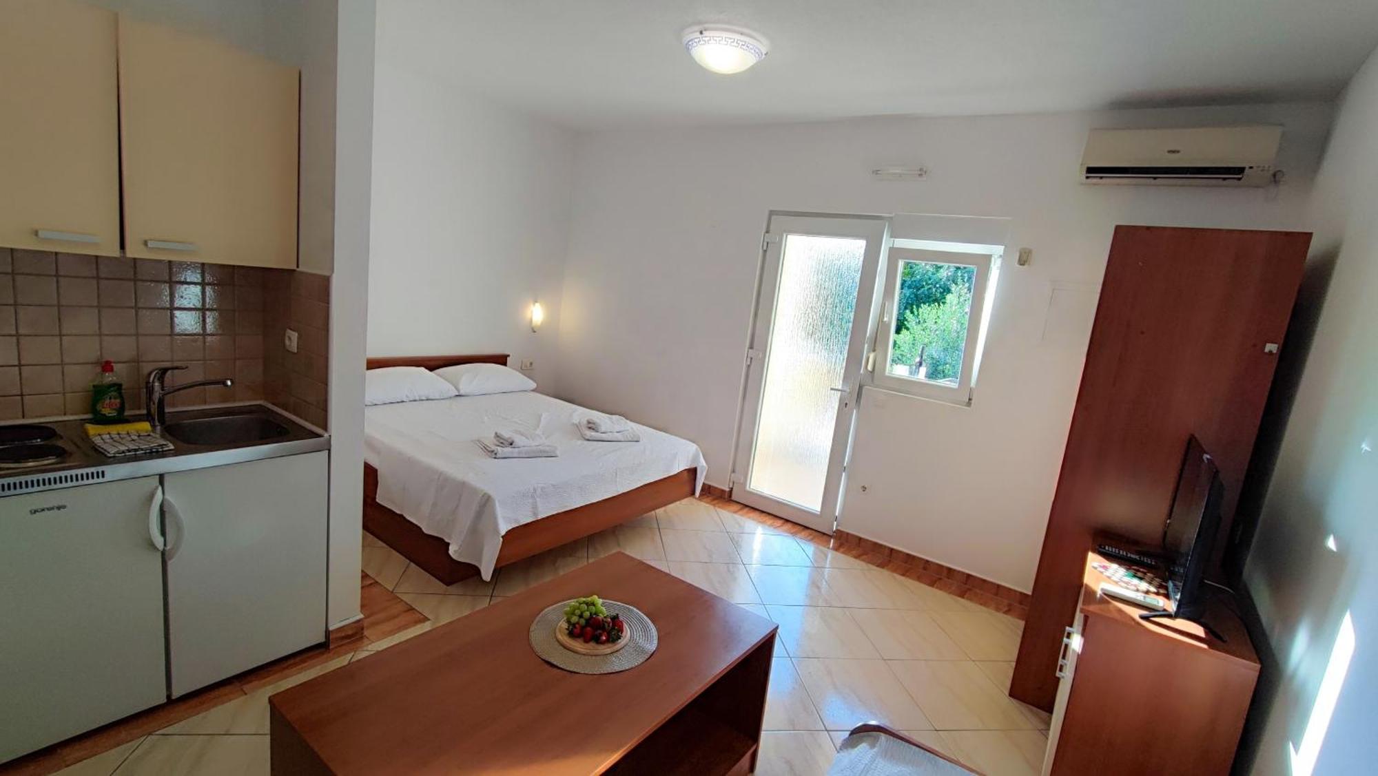 Villa Penava, Private Beach, Pool And 7Min To Trogir Rom bilde