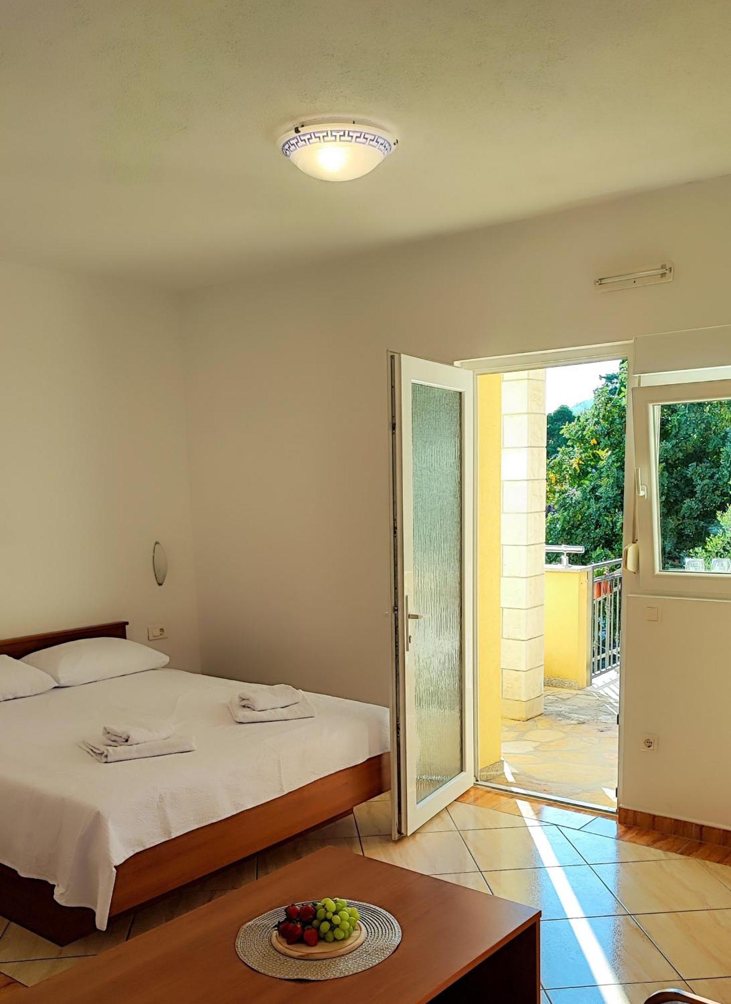 Villa Penava, Private Beach, Pool And 7Min To Trogir Rom bilde